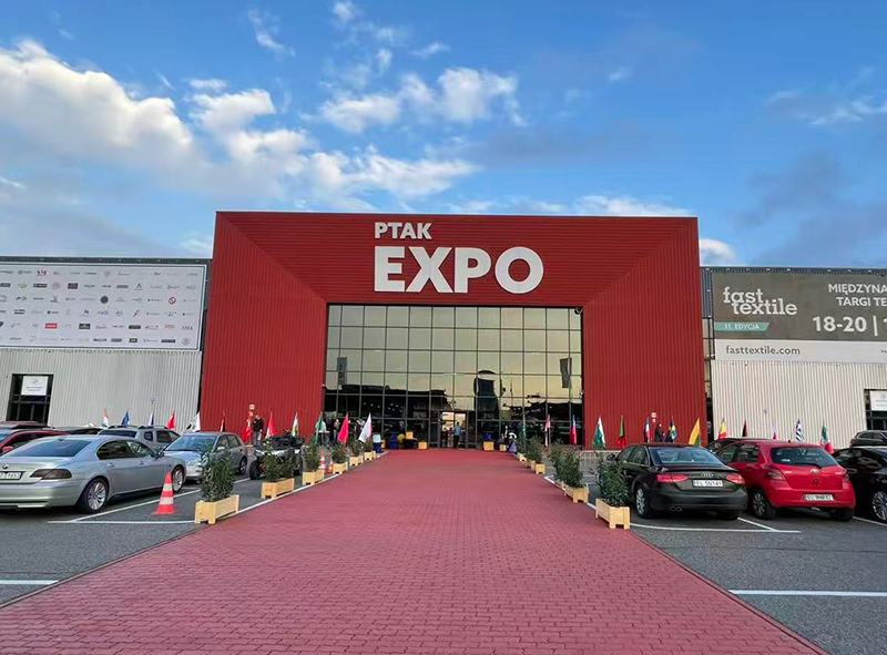 贤雯服饰惊艳亮相波兰面料展会——深耕欧洲市场